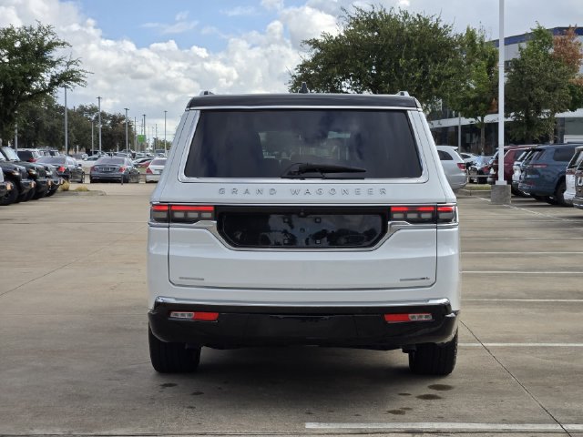 Used 2023 Jeep Grand Wagoneer L Series II AWD/4WD image 6