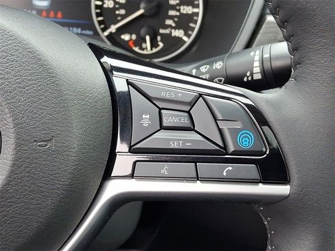 Used 2024 Nissan Altima 2.5 SL image 24