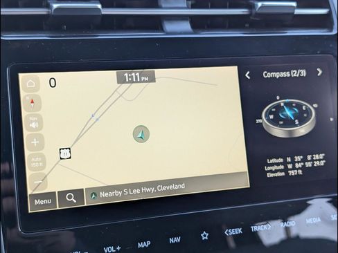 Used 2024 Hyundai Santa Cruz SEL w/ Activity Package image 11