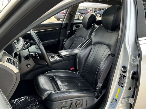 Used 2017 Genesis G80 3.8 w/ Option Group 03 image 31