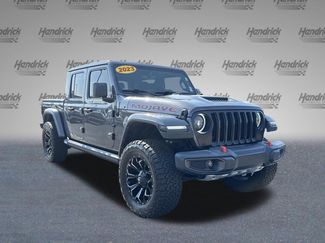 Used 2023 Jeep Gladiator Mojave w/ Trailer Tow Package AWD/4WD video 2
