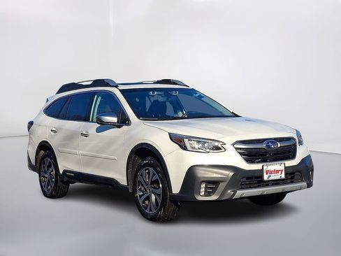 Used 2022 Subaru Outback Touring image 1