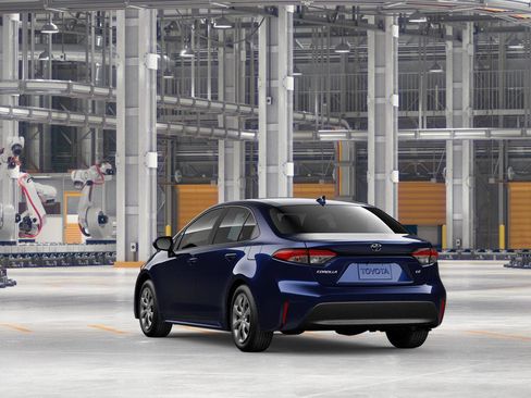 New 2026 Toyota Corolla LE image 9