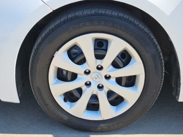 Used 2024 Toyota Corolla LE FWD image 13
