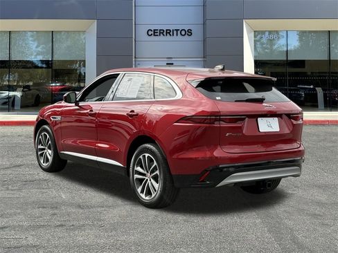 Used 2022 Jaguar F-PACE S image 8