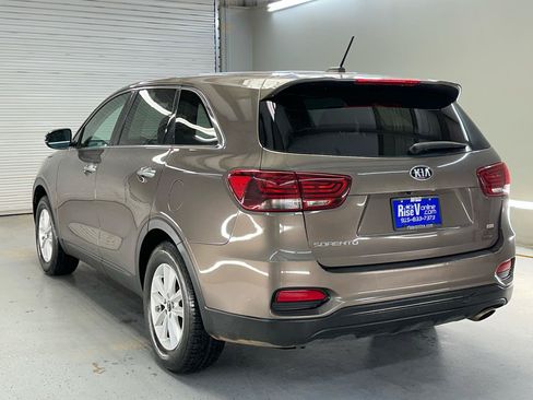Used 2020 Kia Sorento LX FWD image 5