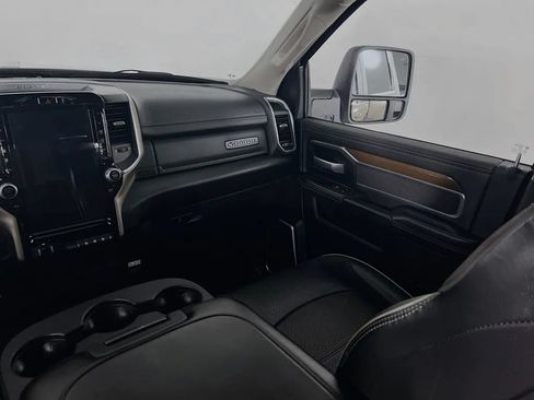 Used 2024 RAM 2500 Laramie AWD/4WD image 26