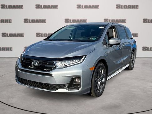 New 2026 Honda Odyssey Touring image 1