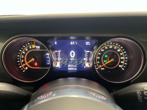 Used 2022 Jeep Wrangler Unlimited Sahara w/ LED Lighting Group image 24