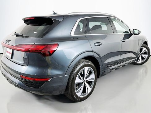 Used 2024 Audi Q8 e-tron Premium Plus w/ Premium Plus Package AWD/4WD image 14