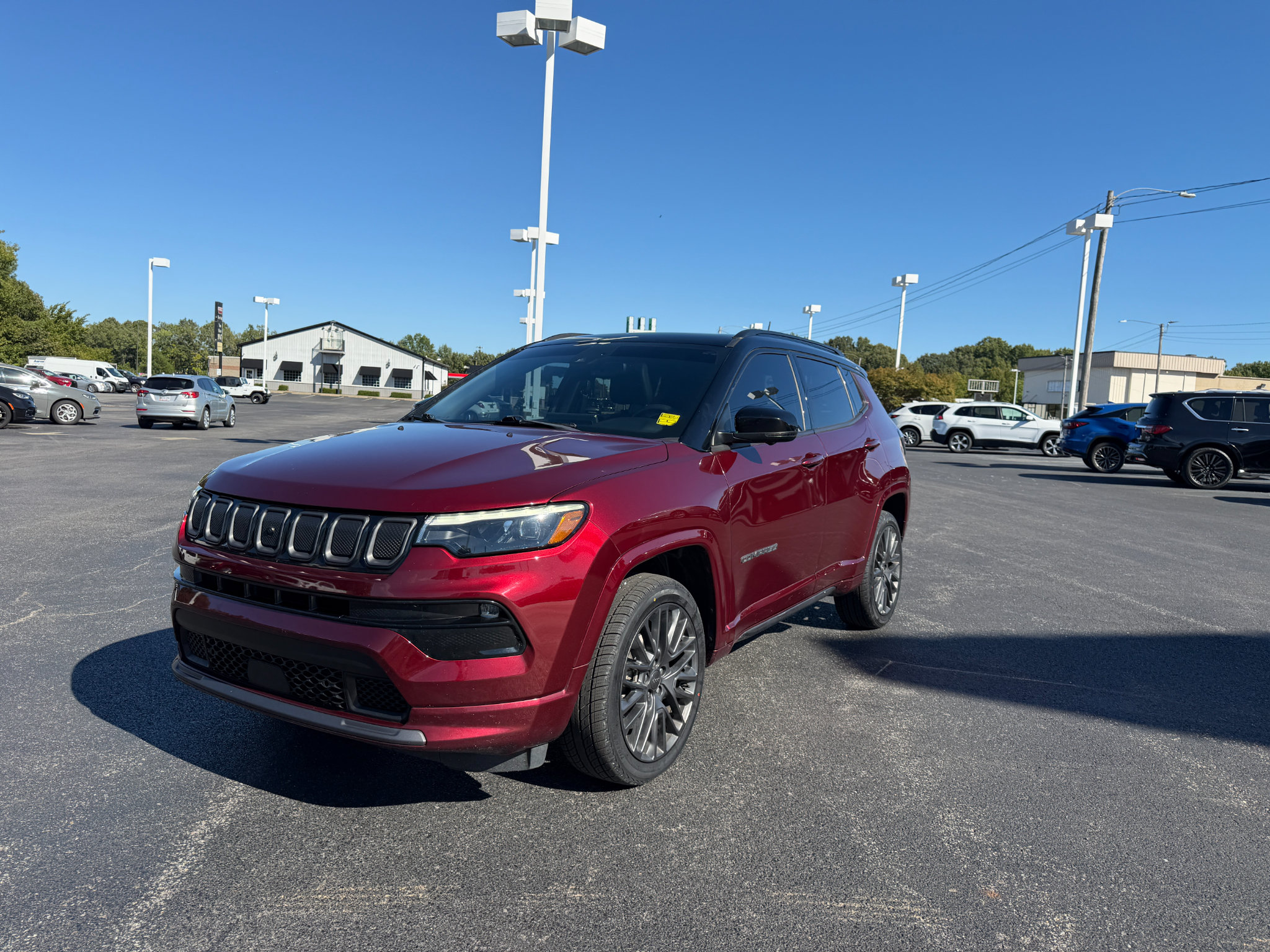 Used 2022 Jeep Compass High Altitude AWD/4WD image 3