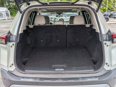 Certified 2023 Nissan Rogue SV w/ SV Premium B Package FWD image 27