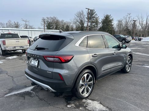 Certified 2023 Ford Escape Platinum w/ Premium Technology Package image 16