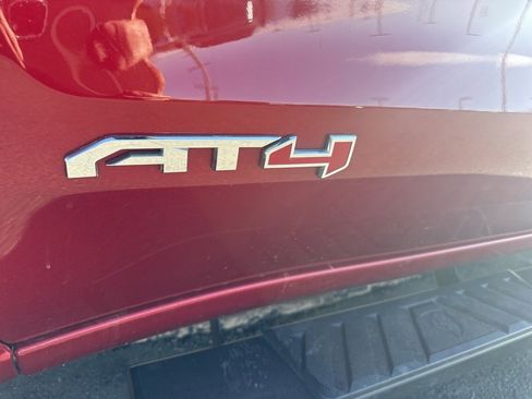 Used 2023 GMC Sierra 1500 AT4 w/ Technology Package image 38