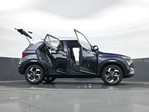 New 2026 Hyundai Venue SEL image 33