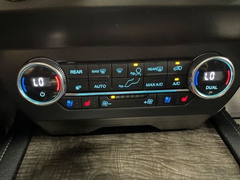 Used 2019 Ford Expedition Max Limited AWD/4WD image 41