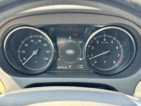 Used 2018 Land Rover Discovery Sport HSE image 20