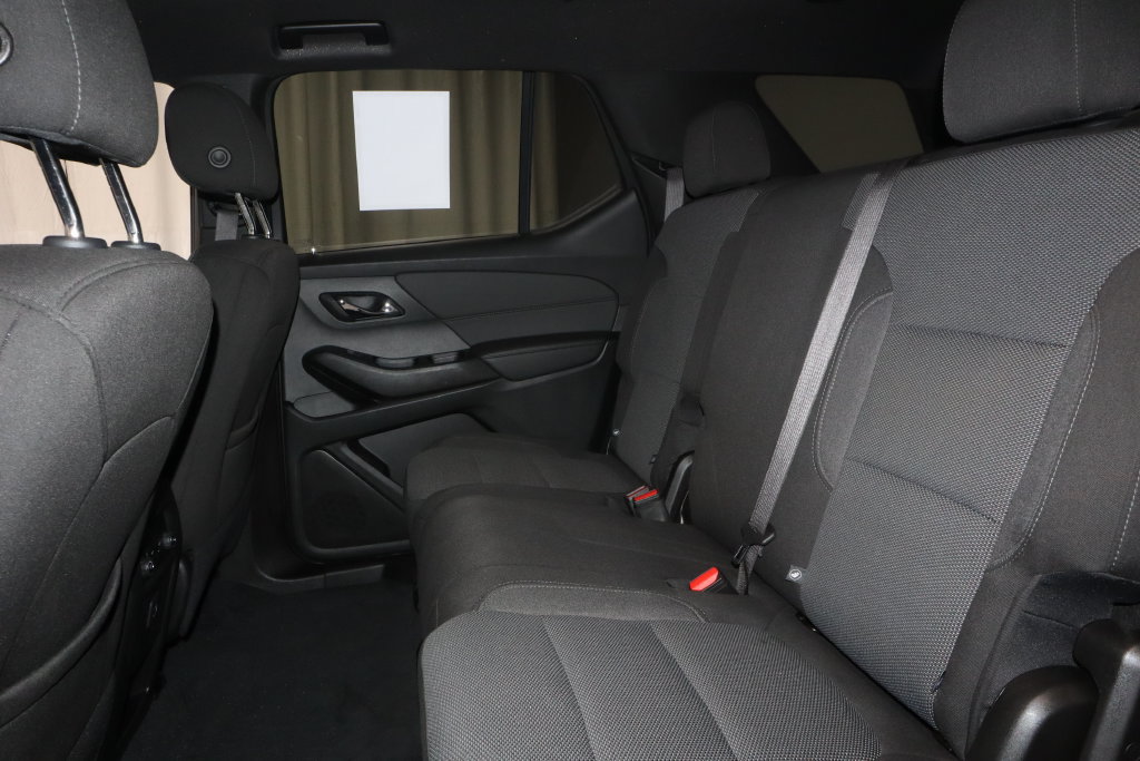 Used 2023 Chevrolet Traverse LT AWD/4WD image 16