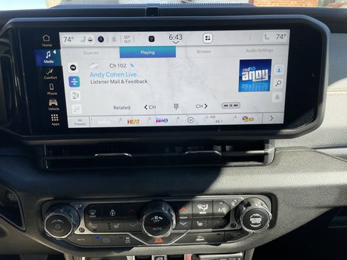 Used 2025 Jeep Wrangler Sport S w/ Convenience Group image 41