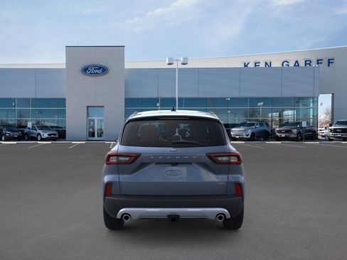 New 2026 Ford Escape SE w/ PHEV Premium Package FWD image 8