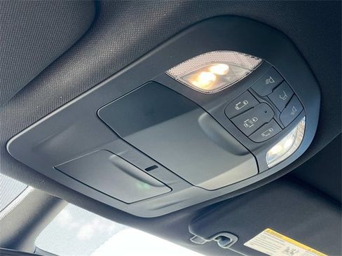 New 2026 Chrysler Pacifica Select image 27