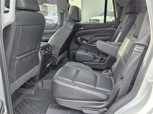 Used 2019 GMC Yukon SLT w/ Open Road Package image 11