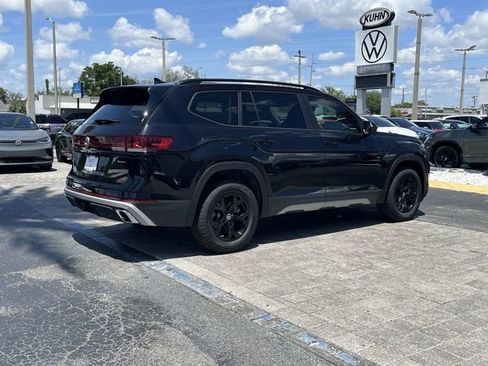 New 2026 Volkswagen Atlas Peak Edition AWD/4WD image 4