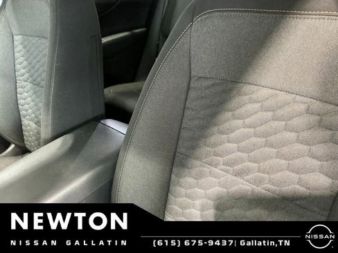 Used 2020 Chevrolet Equinox LT FWD image 14