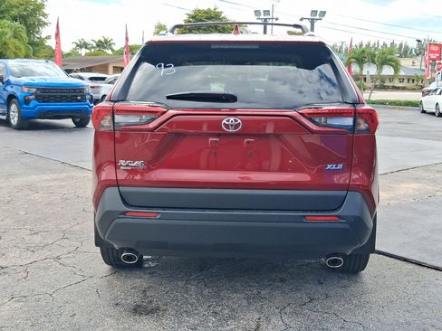 Used 2025 Toyota RAV4 XLE Premium w/ Weather Package image 7