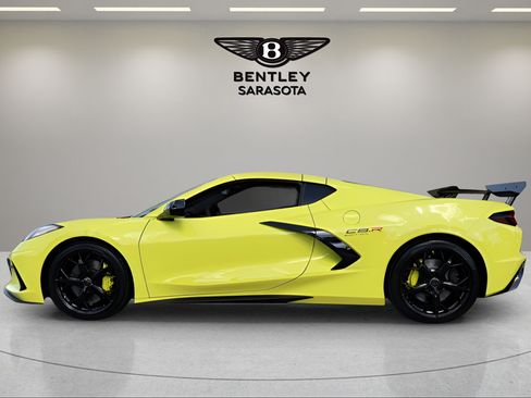 Used 2022 Chevrolet Corvette Stingray Premium Cpe RWD image 2
