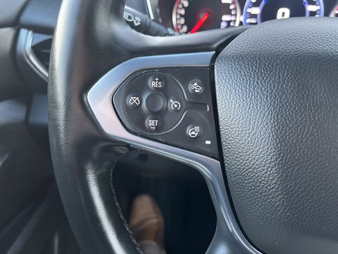 Used 2023 Chevrolet Traverse Premier image 24