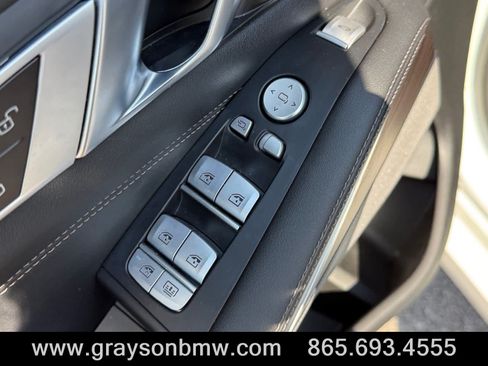 Used 2024 BMW X7 xDrive40i AWD/4WD image 16