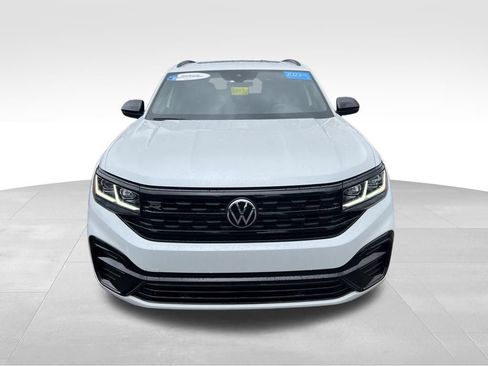 Used 2023 Volkswagen Atlas Cross Sport SEL R-Line AWD/4WD image 3