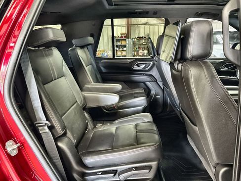 Used 2021 Chevrolet Tahoe RST w/ Luxury Package image 32