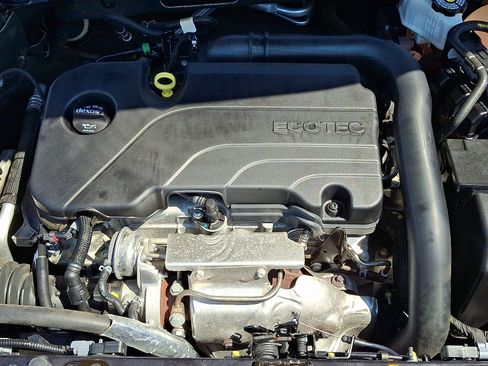 Used 2023 Chevrolet Malibu LT FWD image 29