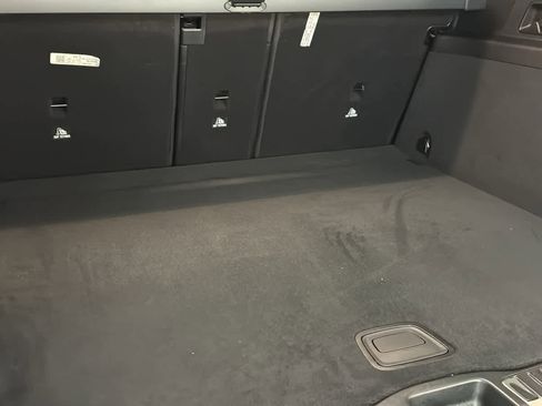 New 2026 Mercedes-Benz GLE 450 4MATIC image 32