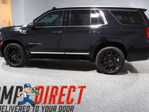 Used 2023 GMC Yukon Denali AWD/4WD image 10