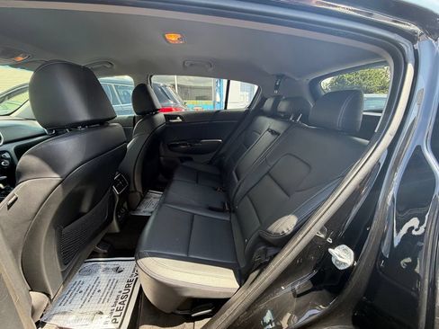 Used 2020 Kia Sportage EX AWD/4WD image 10