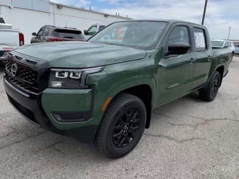 Used 2026 Nissan Frontier SV w/ Tow Package AWD/4WD image 6