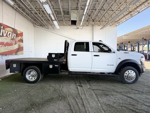 Used 2022 RAM 5500 Tradesman w/ Safety Group image 7