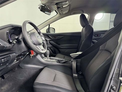 Used 2023 Subaru Crosstrek 2.0i image 4