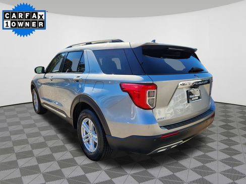 Used 2022 Ford Explorer XLT w/ Equipment Group 202A image 3