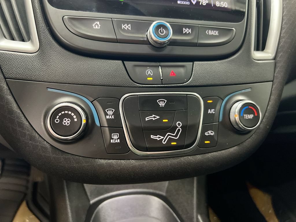 Used 2021 Chevrolet Malibu RS FWD image 16