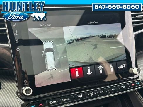 Used 2022 Jeep Grand Wagoneer Series II AWD/4WD image 32