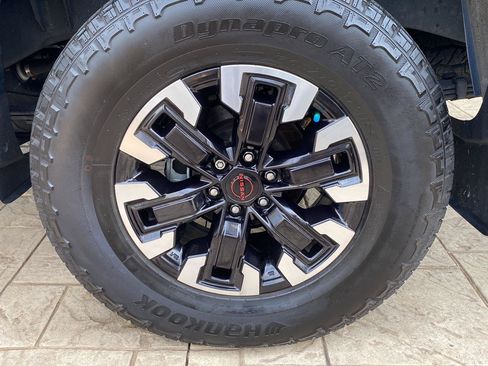 Used 2024 Nissan Frontier PRO-4X w/ Pro Convenience Package AWD/4WD image 13