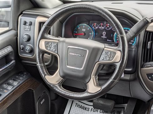 Used 2018 GMC Sierra 2500 Denali image 17