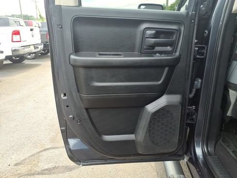 Certified 2018 RAM 1500 Express w/ Express Value Package AWD/4WD image 17