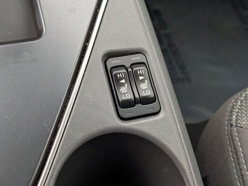 Used 2024 Subaru Crosstrek 2.0i Premium image 20