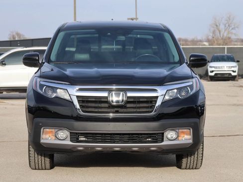 Used 2020 Honda Ridgeline RTL-E image 2