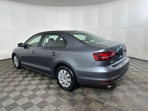 Used 2016 Volkswagen Jetta S image 5
